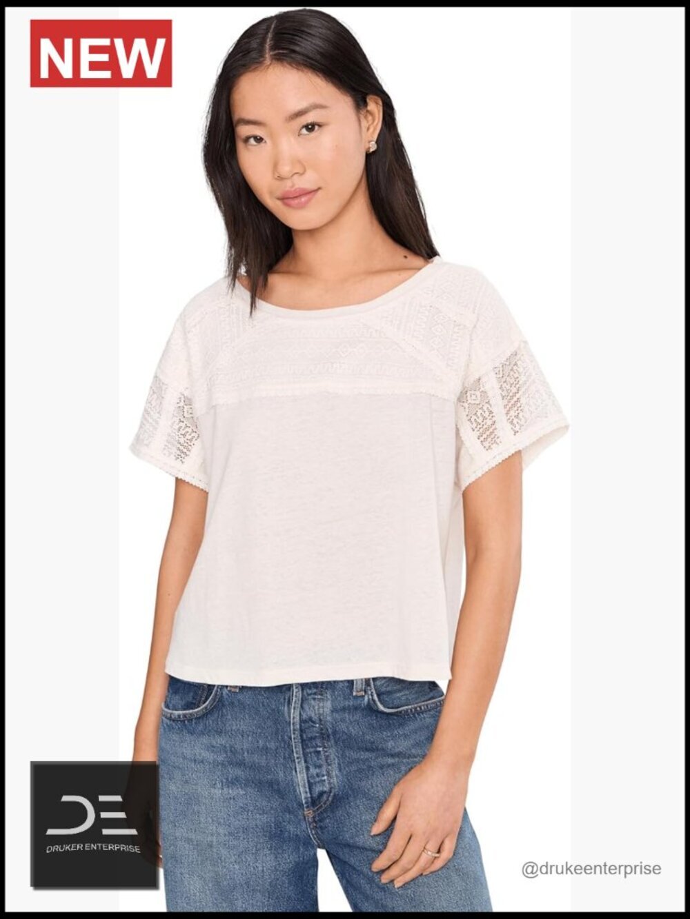 Short Sleeve Dolman Boat Neck Knit Top with Lace